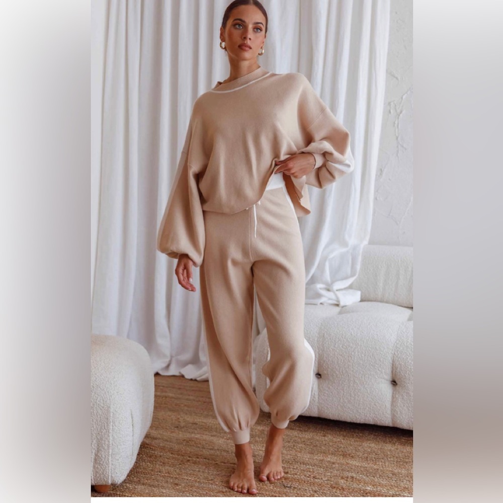 In search of this jogger set by selfie Leslie in the color beige in Medium